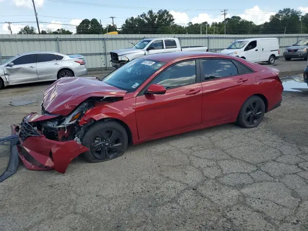 KMHLM4AG8NU350962 2022 HYUNDAI ELANTRA - Image 1