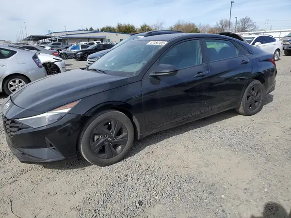 KMHLM4AG8NU352436 2022 HYUNDAI ELANTRA - Image 1