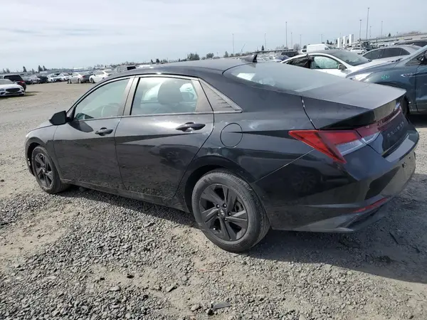 KMHLM4AG8NU352436 2022 HYUNDAI ELANTRA - Image 2
