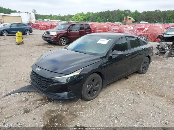 KMHLM4AG8NU364313 2022 HYUNDAI ELANTRA - Image 2