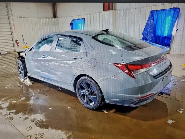 KMHLM4AG8PU379400 2023 HYUNDAI ELANTRA - Image 2