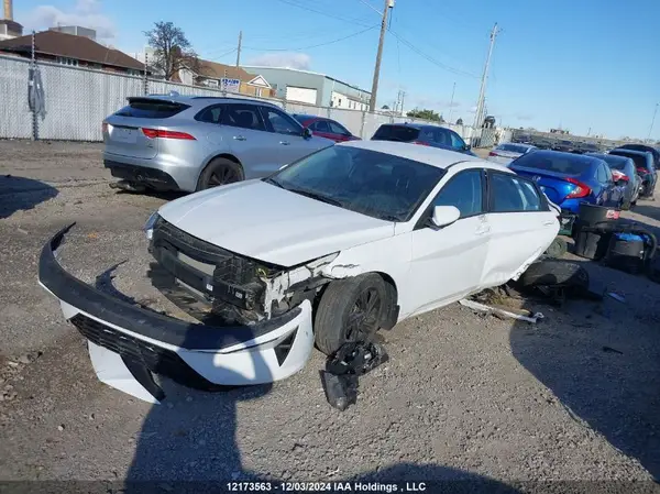 KMHLM4AG8PU384919 2023 HYUNDAI ELANTRA - Image 2