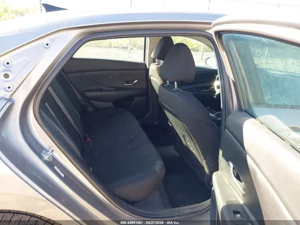 KMHLM4AG8PU391837 2023 HYUNDAI ELANTRA - Image 8