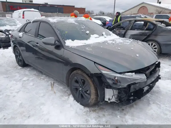 KMHLM4AG8PU398173 2023 HYUNDAI ELANTRA - Image 1