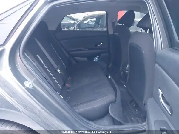 KMHLM4AG8PU398173 2023 HYUNDAI ELANTRA - Image 8
