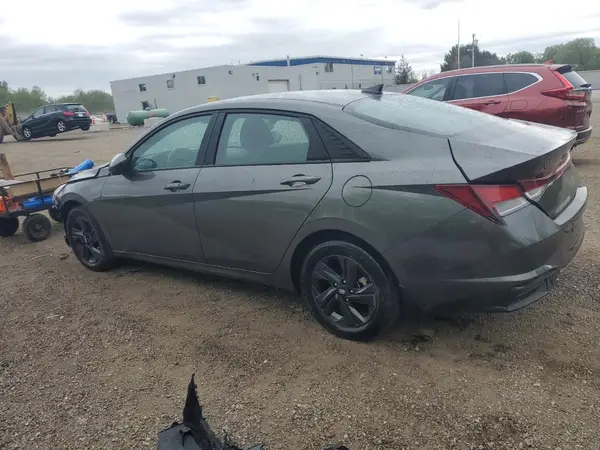 KMHLM4AG8PU400519 2023 HYUNDAI ELANTRA - Image 2