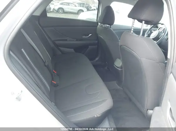 KMHLM4AG8PU400584 2023 HYUNDAI ELANTRA - Image 8