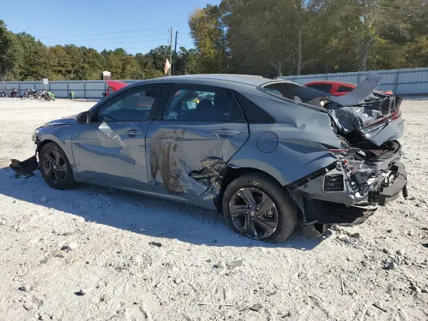 KMHLM4AG8PU428904 2023 HYUNDAI ELANTRA - Image 2