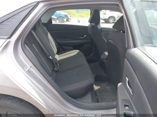 KMHLM4AG8PU433617 2023 HYUNDAI ELANTRA - Image 8