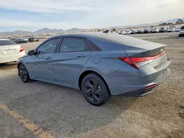KMHLM4AG8PU438896 2023 HYUNDAI ELANTRA - Image 2