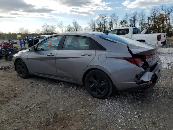 KMHLM4AG8PU444536 2023 HYUNDAI ELANTRA - Image 2