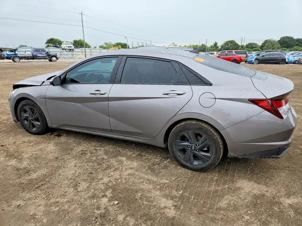 KMHLM4AG8PU446755 2023 HYUNDAI ELANTRA - Image 2