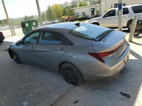 KMHLM4AG8PU446965 2023 HYUNDAI ELANTRA - Image 2