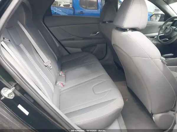 KMHLM4AG8PU452121 2023 HYUNDAI ELANTRA - Image 8