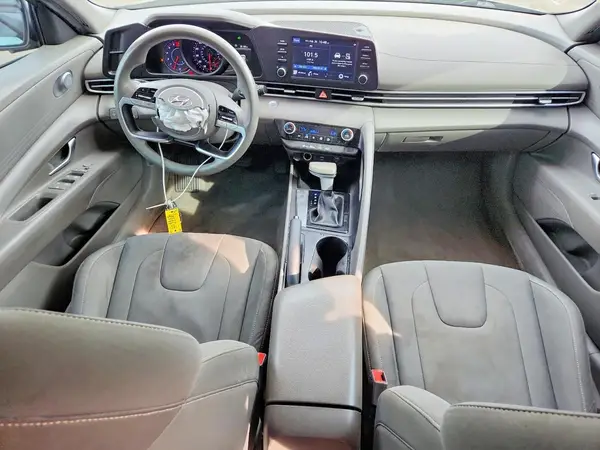 KMHLM4AG8PU455049 2023 HYUNDAI ELANTRA - Image 8