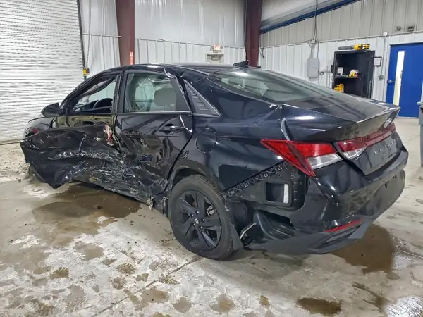 KMHLM4AG8PU461014 2023 HYUNDAI ELANTRA - Image 2