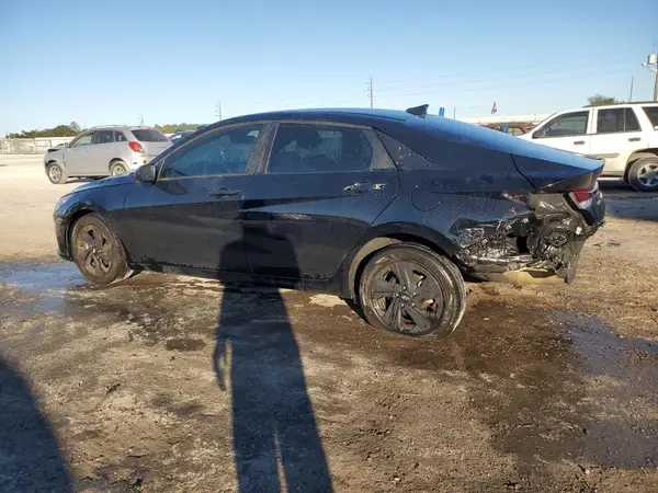 KMHLM4AG8PU463331 2023 HYUNDAI ELANTRA - Image 2