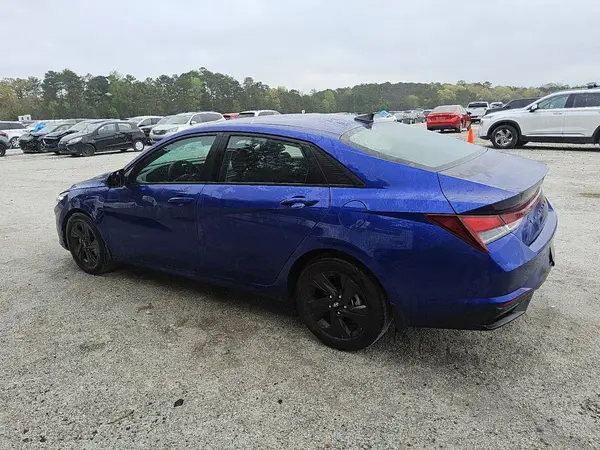 KMHLM4AG8PU471249 2023 HYUNDAI ELANTRA - Image 2
