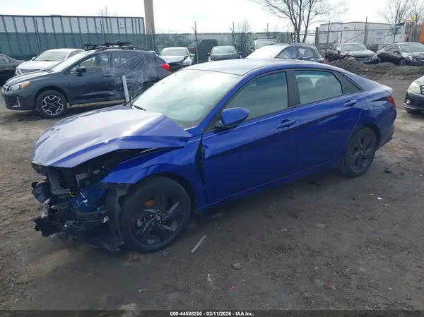 KMHLM4AG8PU476726 2023 HYUNDAI ELANTRA - Image 2