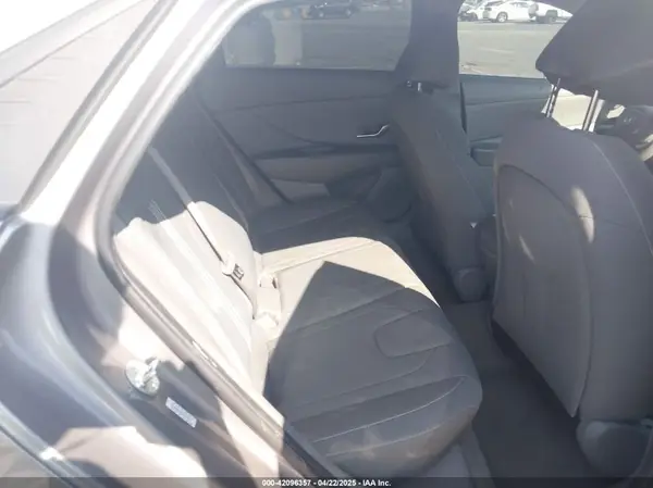 KMHLM4AG8PU489296 2023 HYUNDAI ELANTRA - Image 8