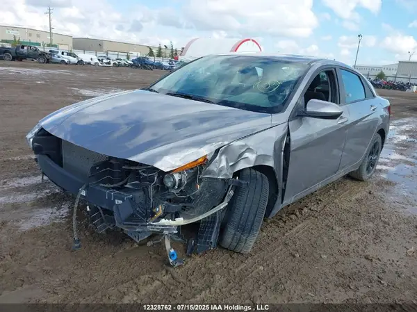 KMHLM4AG8PU510762 2023 HYUNDAI ELANTRA - Image 2
