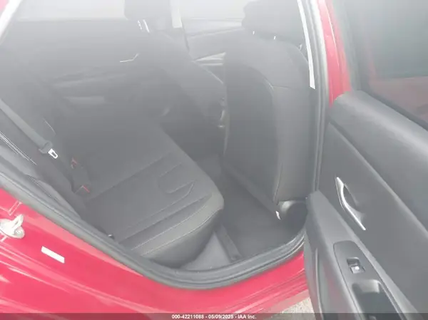 KMHLM4AG8PU520692 2023 HYUNDAI ELANTRA - Image 8