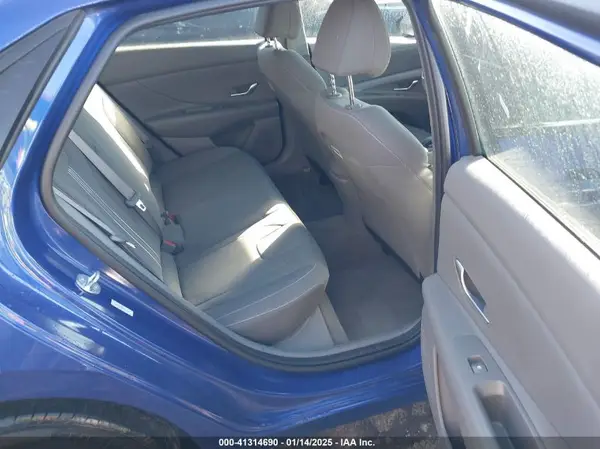 KMHLM4AG8PU539808 2023 HYUNDAI ELANTRA - Image 8