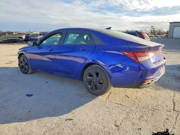 KMHLM4AG8PU545477 2023 HYUNDAI ELANTRA - Image 2