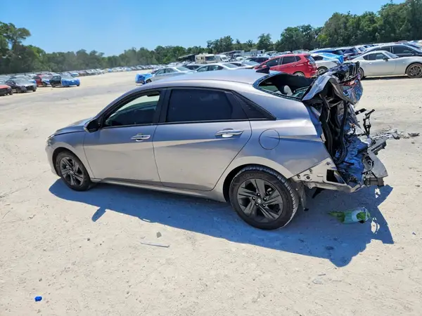 KMHLM4AG8PU547424 2023 HYUNDAI ELANTRA - Image 2