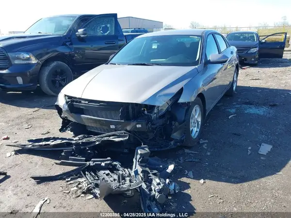 KMHLM4AG8PU557015 2023 HYUNDAI ELANTRA - Image 2