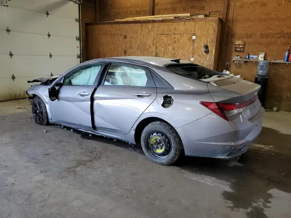 KMHLM4AG8PU560433 2023 HYUNDAI ELANTRA - Image 2