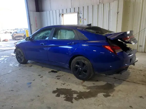 KMHLM4AG8PU569732 2023 HYUNDAI ELANTRA - Image 2