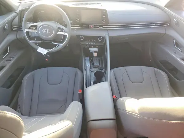 KMHLM4AG8PU571335 2023 HYUNDAI ELANTRA - Image 8