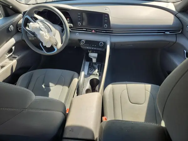 KMHLM4AG8PU575191 2023 HYUNDAI ELANTRA - Image 8