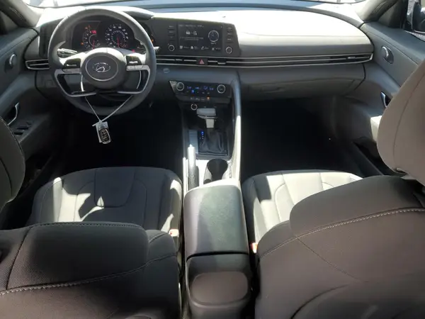 KMHLM4AG8PU583114 2023 HYUNDAI ELANTRA - Image 8
