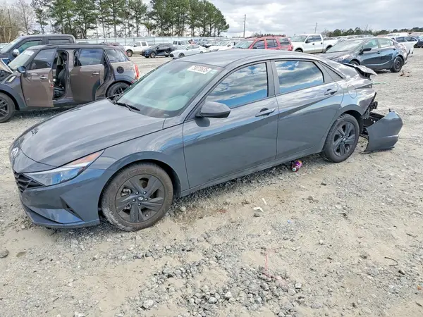 KMHLM4AG8PU583906 2023 HYUNDAI ELANTRA - Image 1