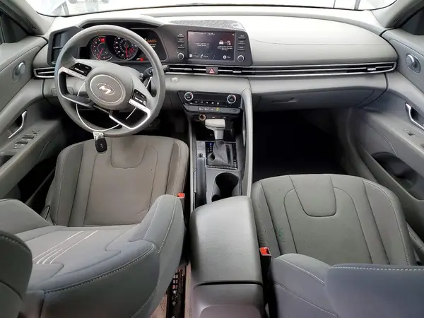 KMHLM4AG8PU583906 2023 HYUNDAI ELANTRA - Image 8