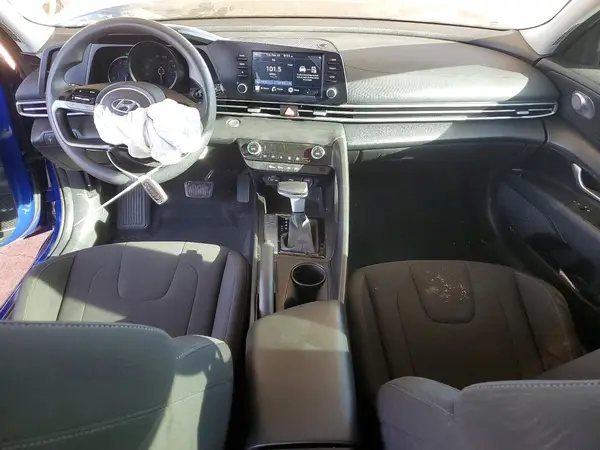 KMHLM4AG8PU585414 2023 HYUNDAI ELANTRA - Image 8
