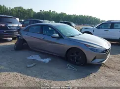 KMHLM4AG8PU585753 2023 HYUNDAI ELANTRA