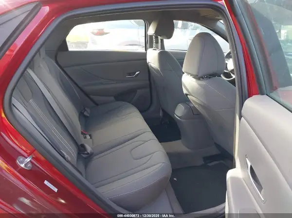 KMHLM4AG8PU589348 2023 HYUNDAI ELANTRA - Image 8