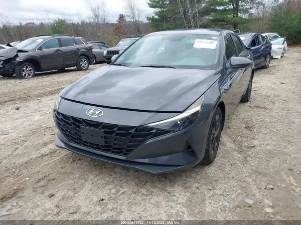 KMHLM4AG8PU602244 2023 HYUNDAI ELANTRA - Image 2