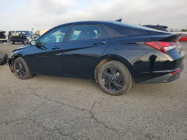 KMHLM4AG8PU603491 2023 HYUNDAI ELANTRA - Image 2