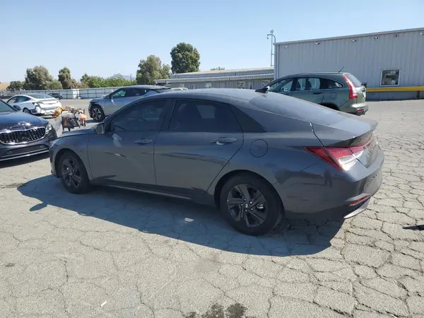 KMHLM4AG8PU607718 2023 HYUNDAI ELANTRA - Image 2