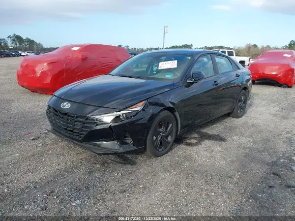 KMHLM4AG8PU608416 2023 HYUNDAI ELANTRA - Image 2