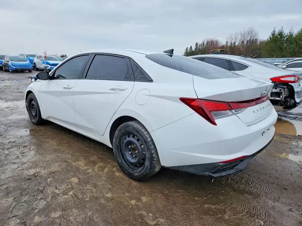 KMHLM4AG8PU609680 2023 HYUNDAI ELANTRA - Image 2