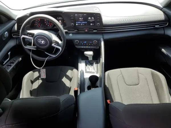KMHLM4AG8PU629153 2023 HYUNDAI ELANTRA - Image 8