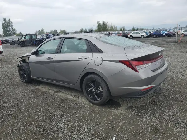 KMHLM4AG9MU066481 2021 HYUNDAI ELANTRA - Image 2