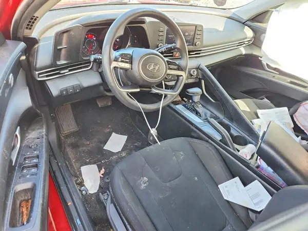KMHLM4AG9MU069851 2021 HYUNDAI ELANTRA - Image 8