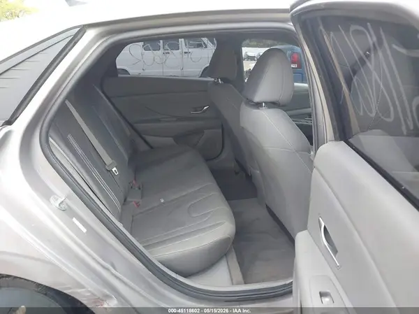 KMHLM4AG9MU069977 2021 HYUNDAI ELANTRA - Image 8