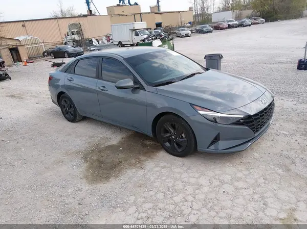 KMHLM4AG9MU071812 2021 HYUNDAI ELANTRA - Image 1
